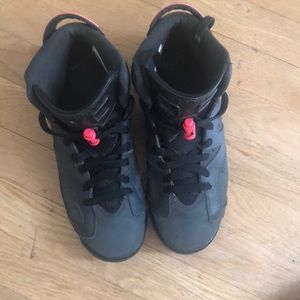 pink and grey jordan 6’s